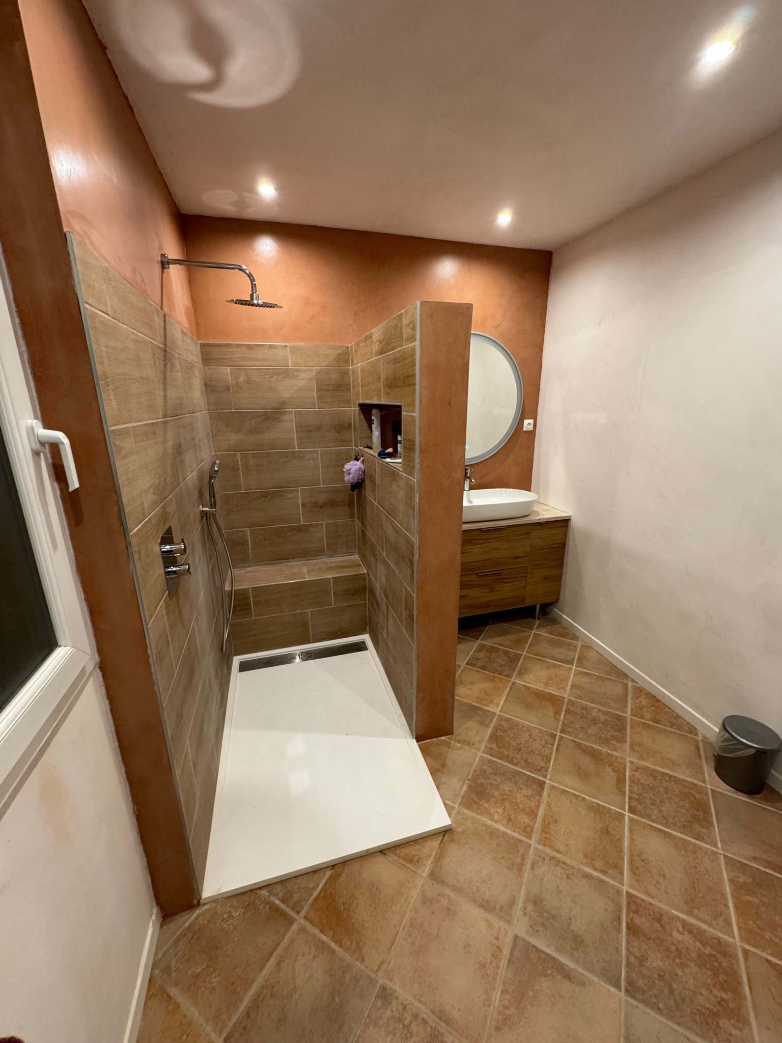 Pose de carrelage de salle de bain à Salon-de-Provence